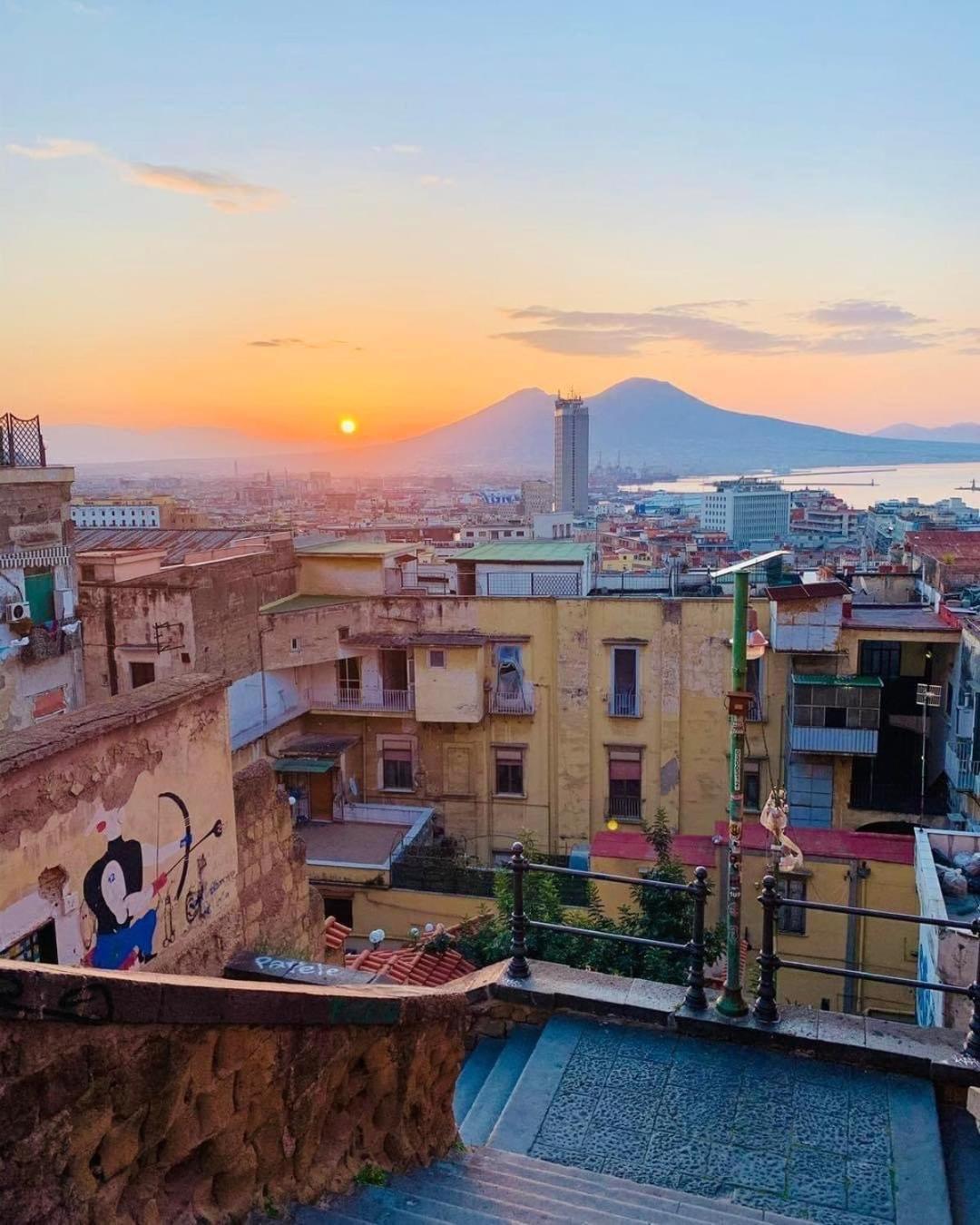 Holiday Home Un Posto Solare Naples Exterior photo
